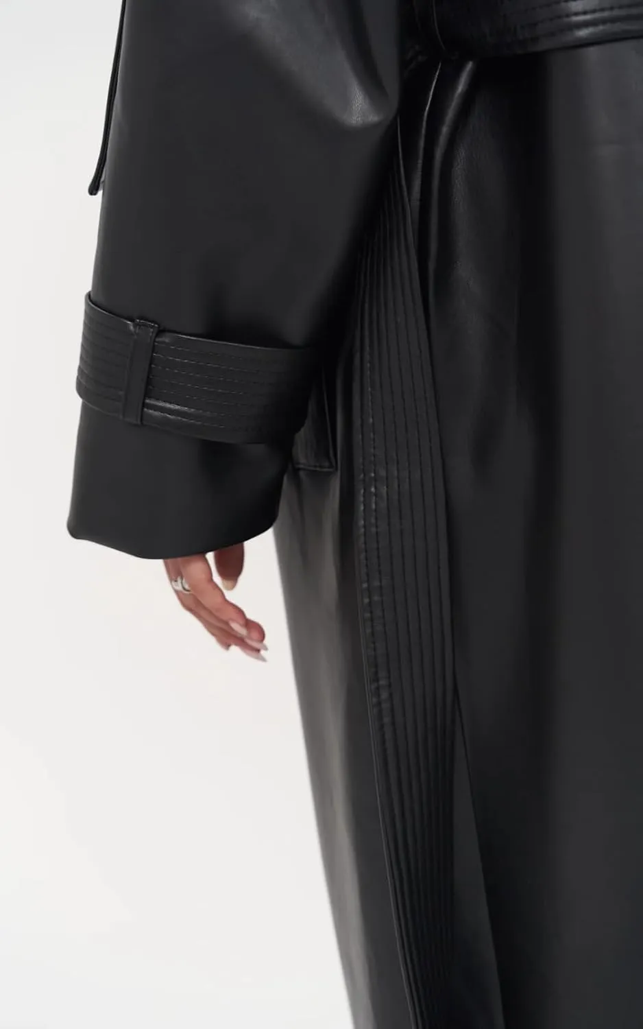 PIRAL Women's Faux Leather Herringbone Wool Trench Coat – Oversized Fit, Side Pockets, Model Size XS/S for Timeless Elegance