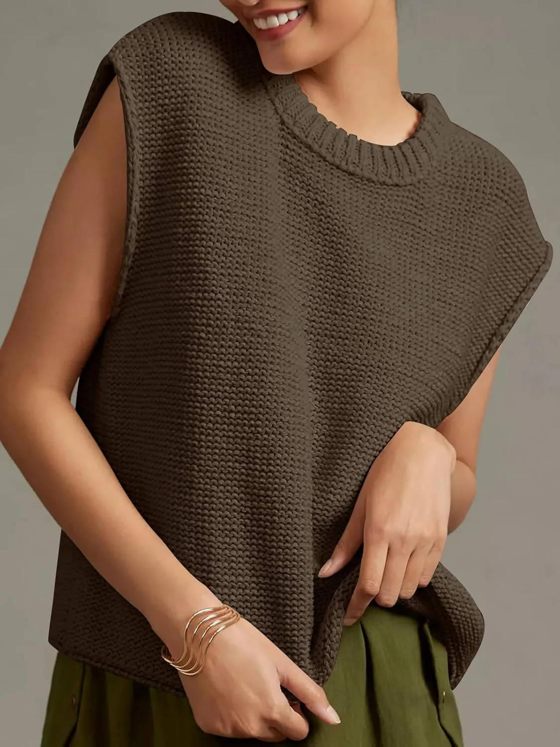 Saodimallsu Womens Sleeveless Crewneck Sweaters Ribbed Knit Tank Tops 2025 Trendy Sweater Vest