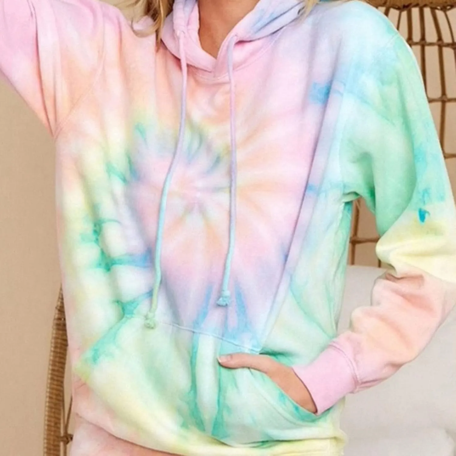 Women Tie Dye Hoodie Pullover Oversized Hooded Fashion Long Sleeve Sweater with Pocket