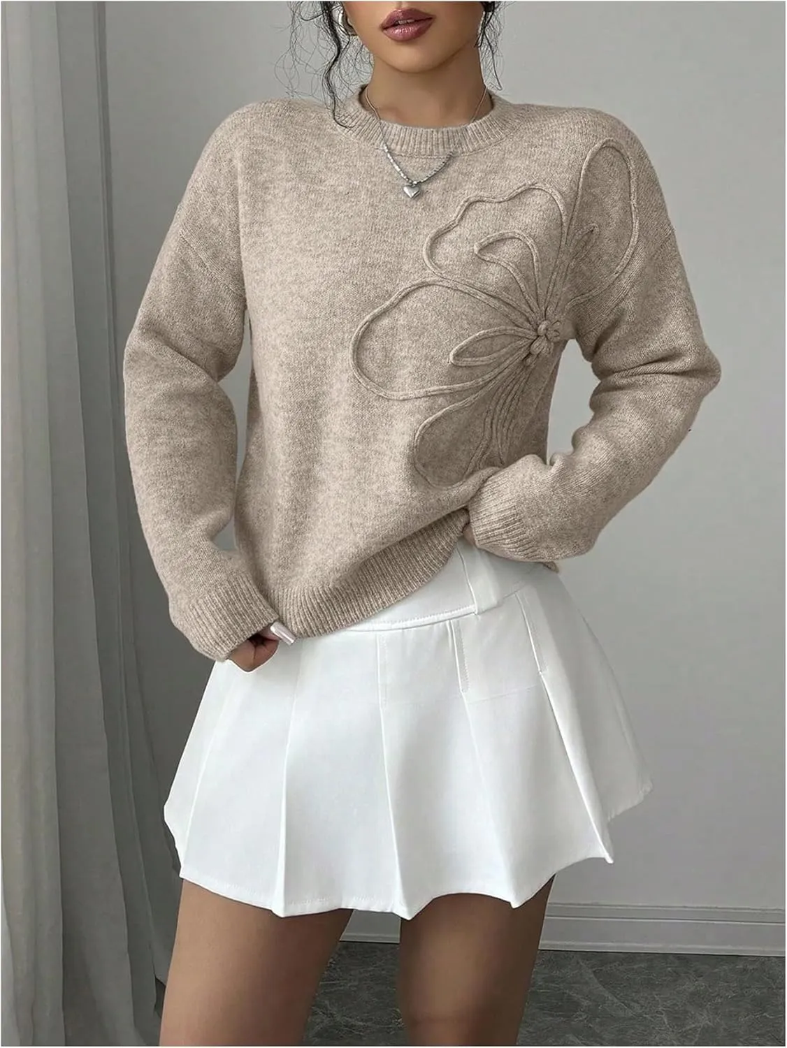 Women's 3D Floral Appliques Crewneck Sweaters Long Sleeve Drop Shoulder Pullovers Elegant Knit Tops