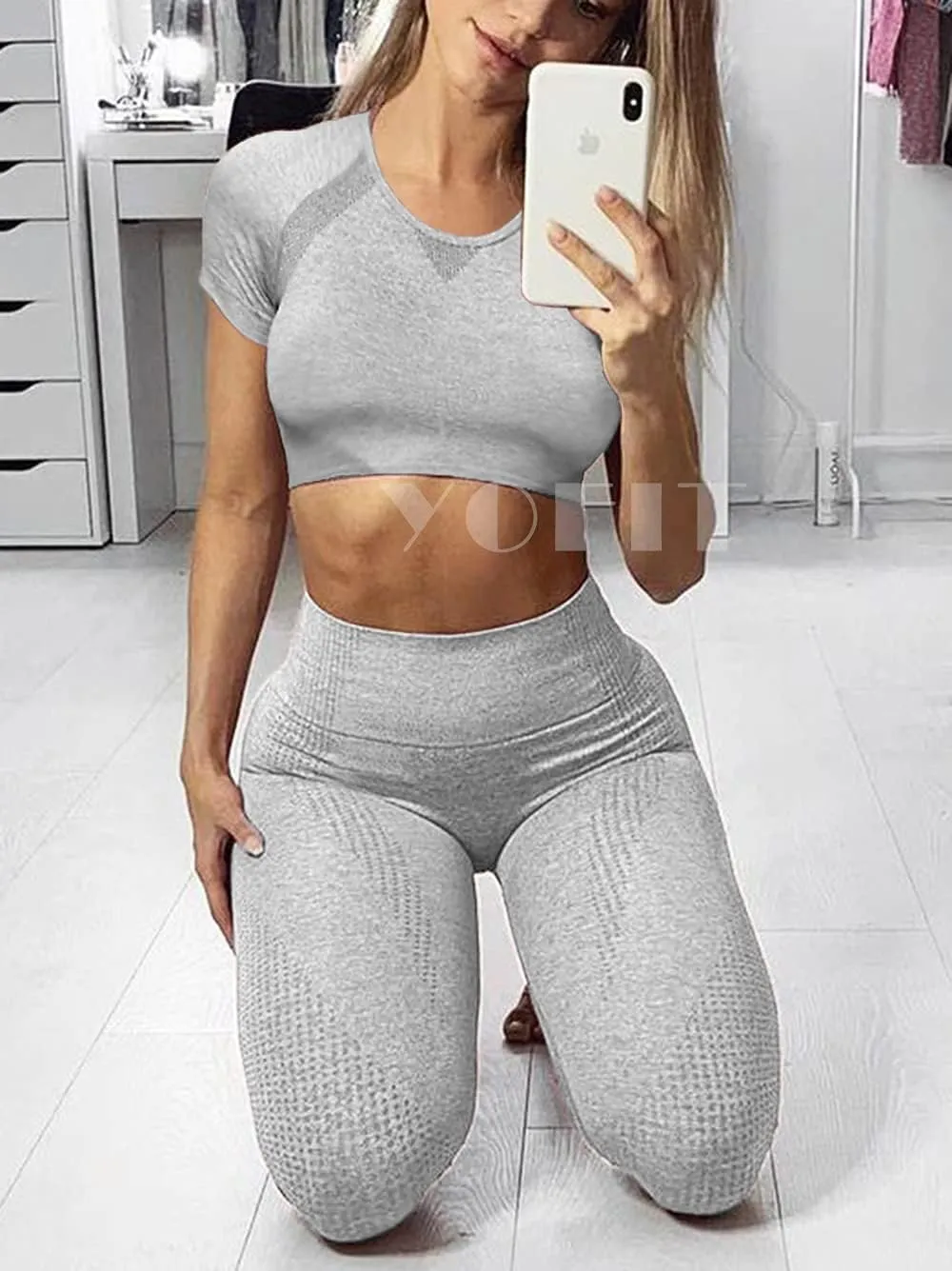 Women's Workout Outfit 2 Pieces Seamless High Waist Yoga Leggings with Long Sleeve Crop Top Gym Clothes Set